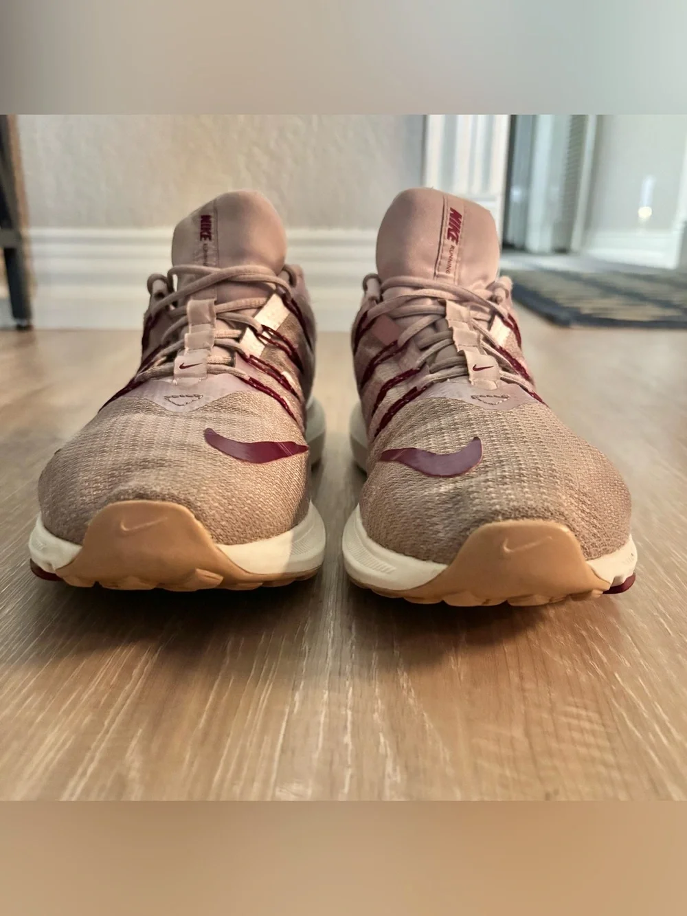 Nike quest plum